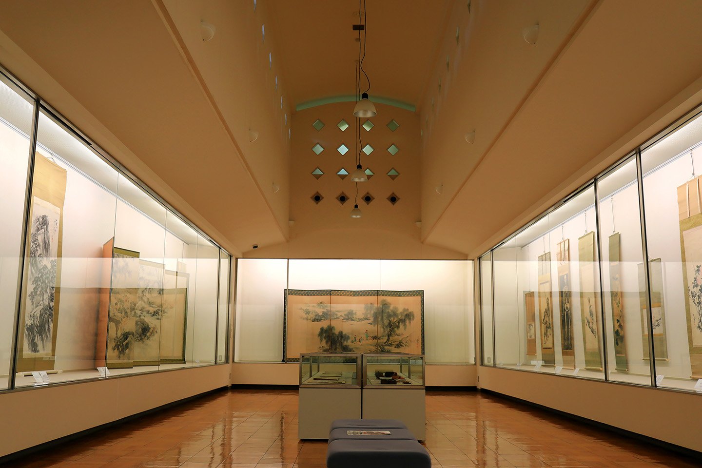 🎨 히라후쿠 기념 미술관 (히라후쿠 키넨 비주츠칸) 이미지 3